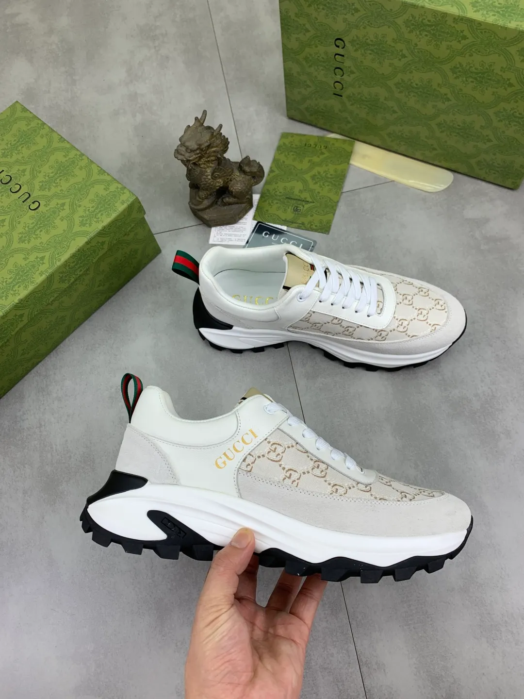 Men's shoes 💰P440💰[New model] (GUCCI) official website's latest 🎁🎁casual and fashionable men's shoes👟, hot style💥 style is simple and elegant, exclusive for trendy men. Unique official website's latest brand double G element 👑Gucci original style Decoration, fashionable and generous, made of original frosted calfskin ✅ fully imported first-layer pigskin lining, the official website specifies wear-resistant, lightweight original rubber casual outsole, classic model taken in real life 🎬38-44 (customized for 45) 4️⃣ colors available